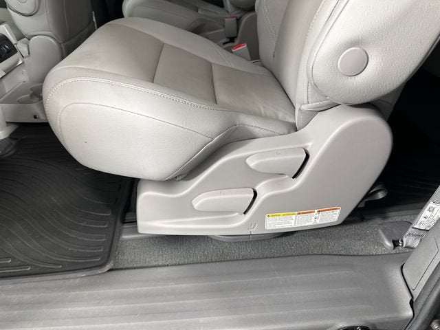 2020 Toyota Sienna XLE