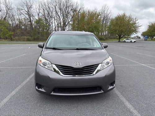 2014 Toyota Sienna LE AAS