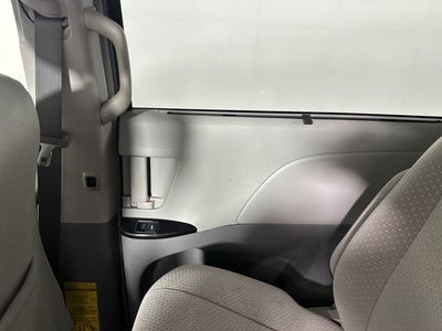 2014 Toyota Sienna LE AAS