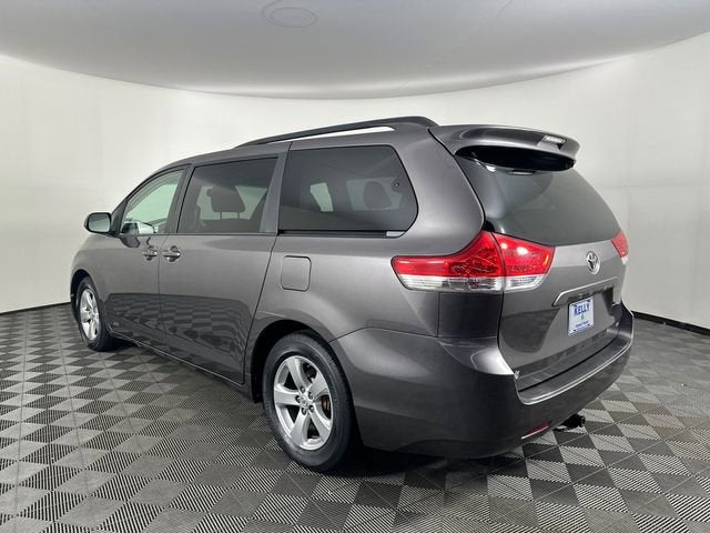 2014 Toyota Sienna LE AAS