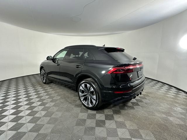 2024 Audi Q8 Premium Plus
