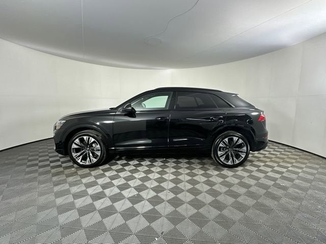2024 Audi Q8 Premium Plus