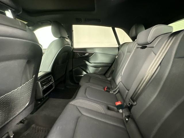 2024 Audi Q8 Premium Plus