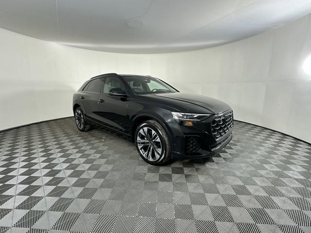 2024 Audi Q8 Premium Plus