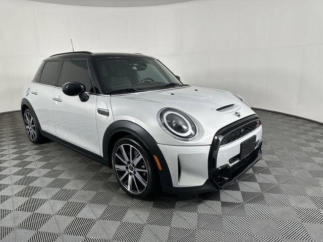 2023 MINI Hardtop Cooper S