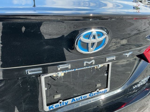 2022 Toyota Camry Hybrid XSE