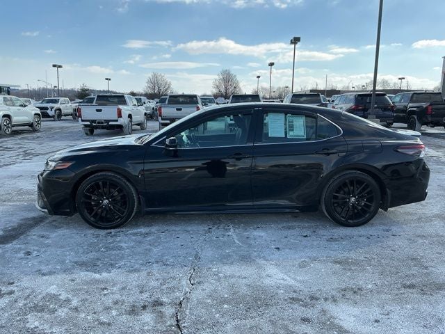 2022 Toyota Camry Hybrid XSE