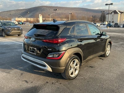 2022 Hyundai KONA SEL
