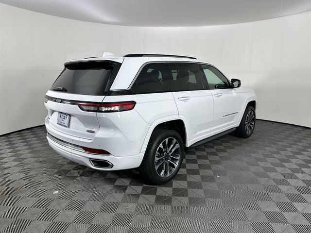 2022 Jeep Grand Cherokee Overland