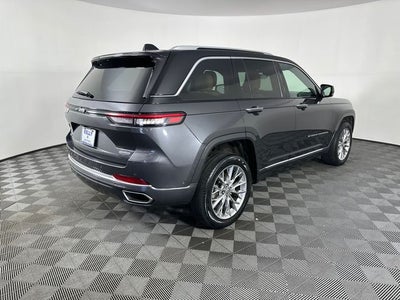 2023 Jeep Grand Cherokee Summit