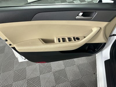 2019 Hyundai SONATA SE