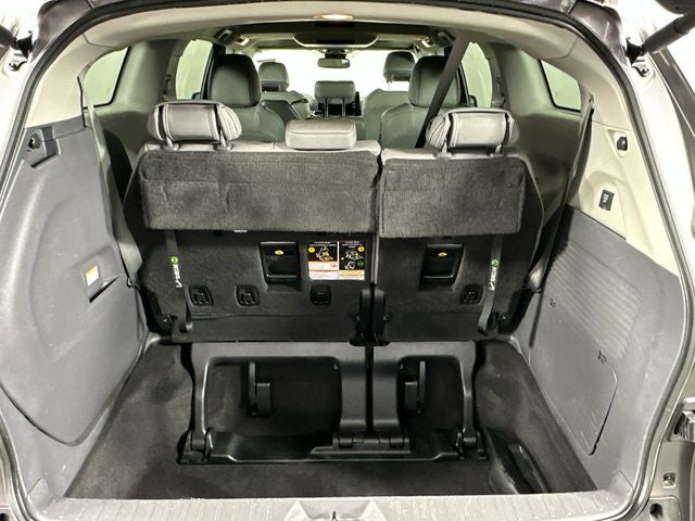 2022 Toyota Sienna XLE 8 Passenger