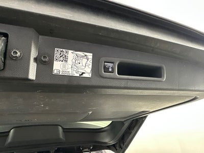 2022 Toyota Sienna XLE 8 Passenger