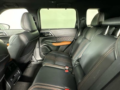 2022 Mitsubishi Outlander SEL