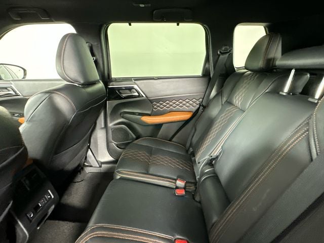 2022 Mitsubishi Outlander SEL