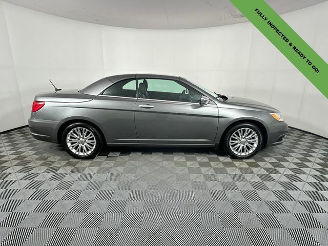 2011 Chrysler 200 Limited