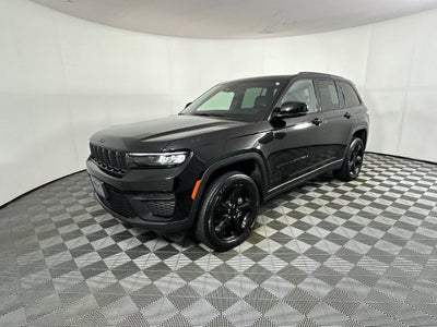 2022 Jeep Grand Cherokee Altitude