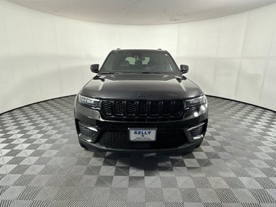 2022 Jeep Grand Cherokee Altitude