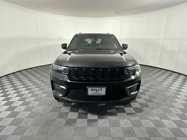2022 Jeep Grand Cherokee Altitude