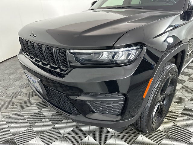 2022 Jeep Grand Cherokee Altitude
