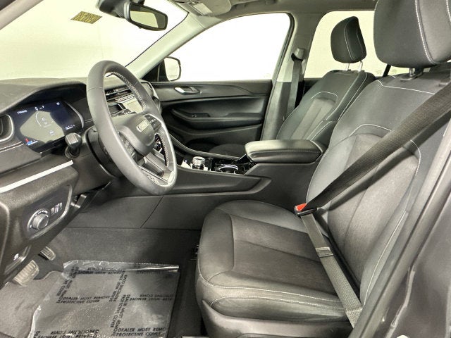 2023 Jeep Grand Cherokee Laredo X