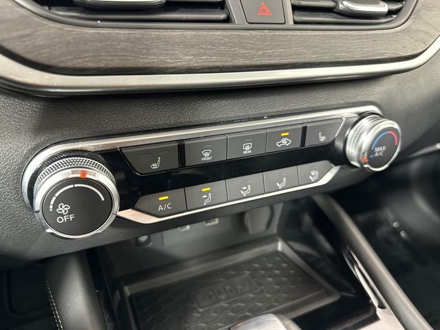 2024 Nissan Altima 2.5 SV Premium Package