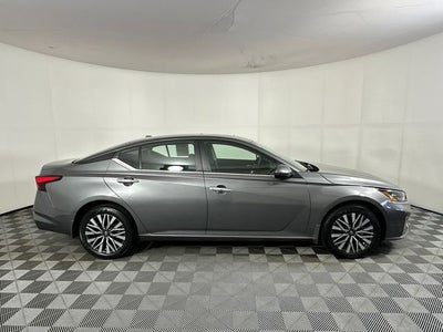 2024 Nissan Altima 2.5 SV Premium Package