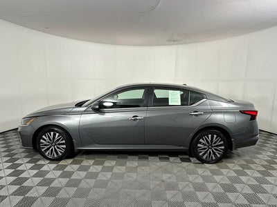 2024 Nissan Altima 2.5 SV Premium Package