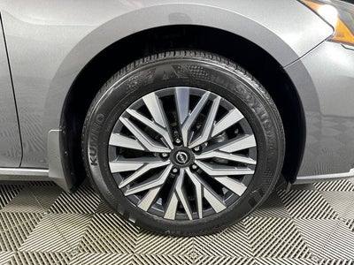 2024 Nissan Altima 2.5 SV Premium Package
