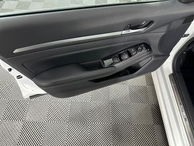 2024 Nissan Altima 2.5 SL