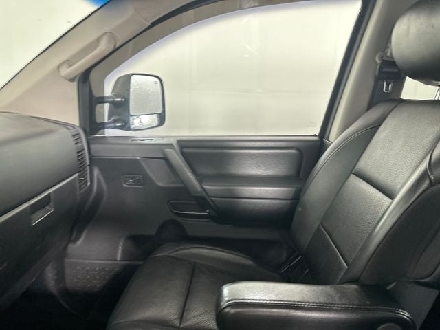 2012 Nissan Titan SL