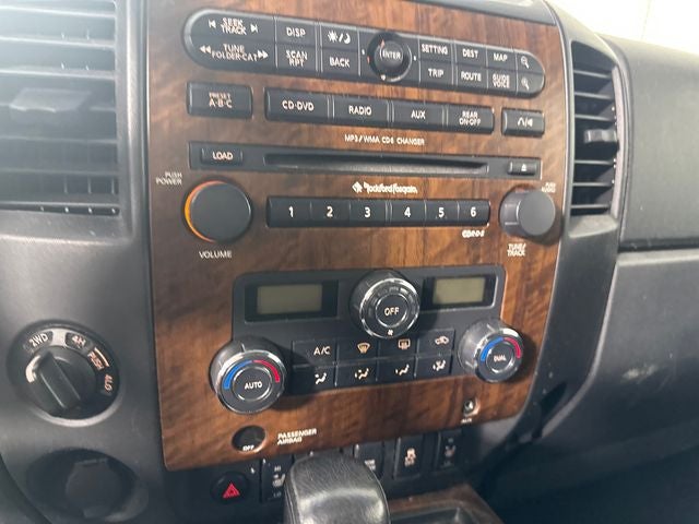 2012 Nissan Titan SL