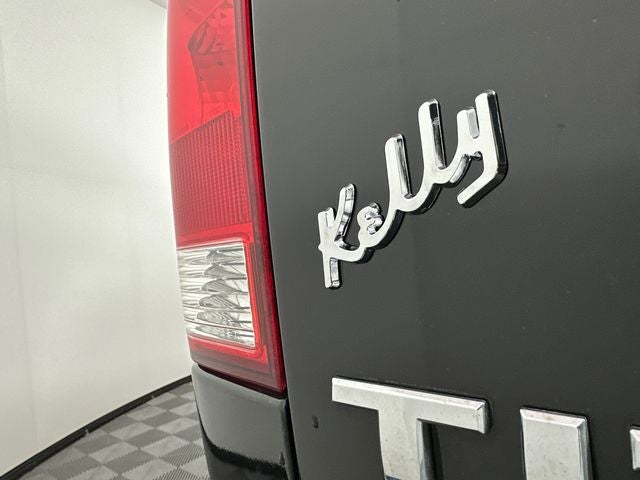 2012 Nissan Titan SL