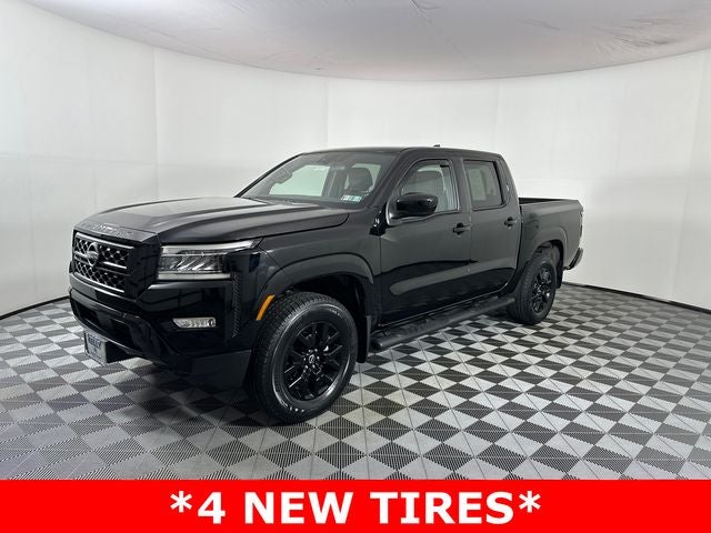 2023 Nissan Frontier SV Midnight Edition & Technology Package