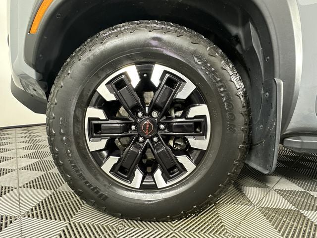 2023 Nissan Frontier PRO-4X Technology Package