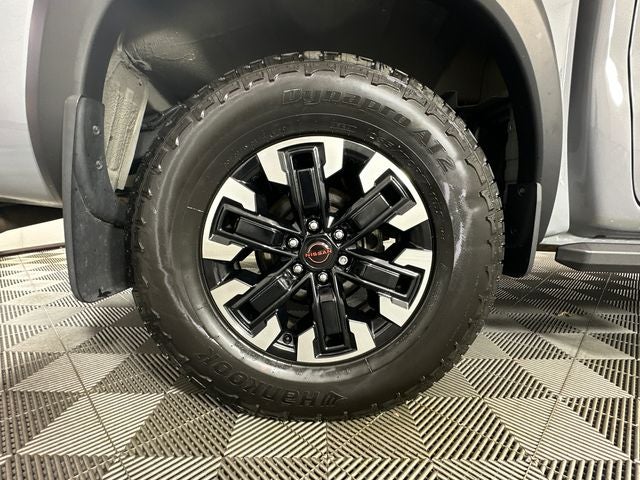 2023 Nissan Frontier PRO-4X Technology Package