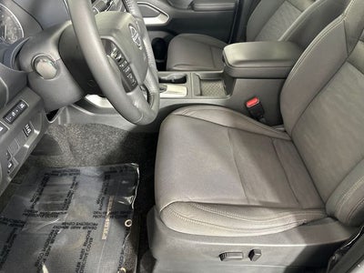 2023 Nissan Frontier SV Convenience, Technology & Tow Package