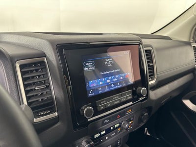 2023 Nissan Frontier SV Convenience, Technology & Tow Package