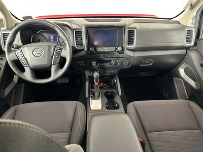 2022 Nissan Frontier SV Convenience & Technology Package