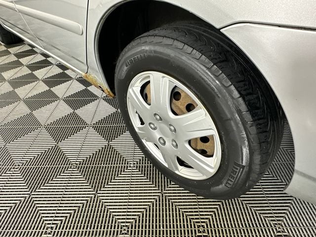 2005 Toyota Corolla Base
