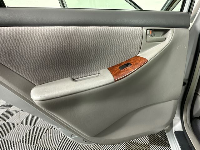 2005 Toyota Corolla Base