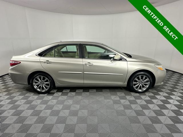 2016 Toyota Camry XLE