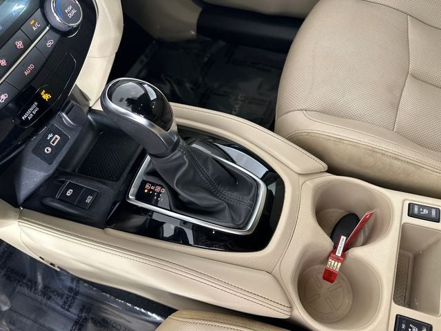 2020 Nissan Rogue SL