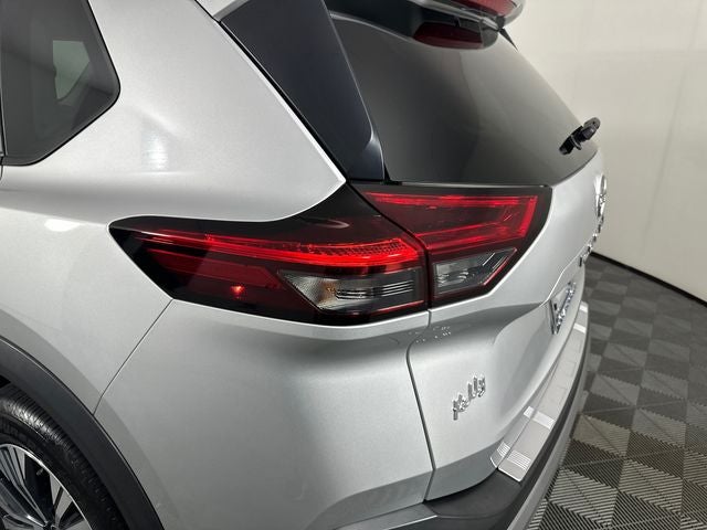 2023 Nissan Rogue SV Premium Package