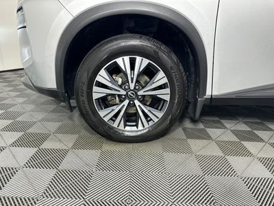 2023 Nissan Rogue SV Premium Package