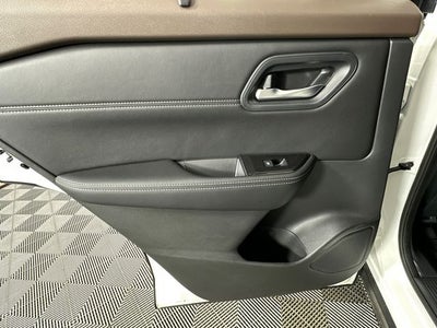 2023 Nissan Rogue SV Premium Package