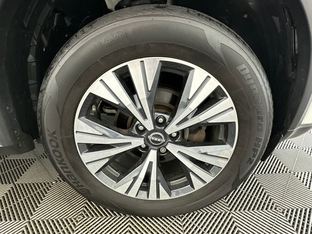 2023 Nissan Rogue SV Premium Package