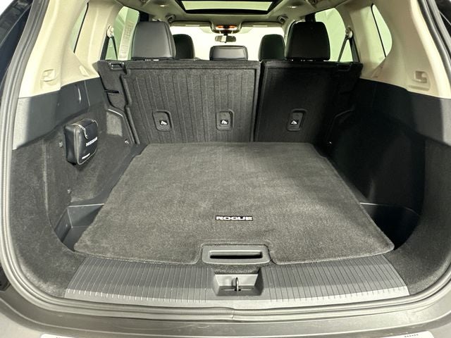 2023 Nissan Rogue SV Premium Package