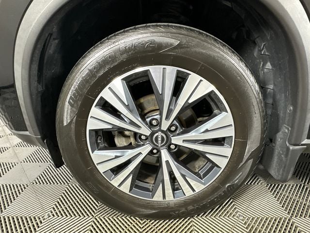 2023 Nissan Rogue SV Premium Package