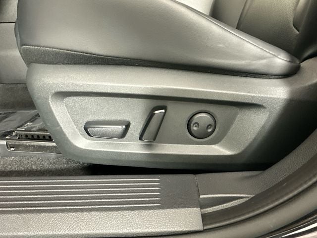 2023 Nissan Rogue SV Premium Package